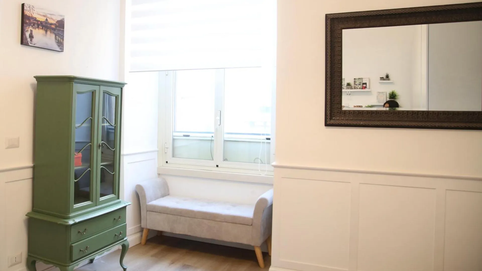Homely Suite In Rome Central Apartment